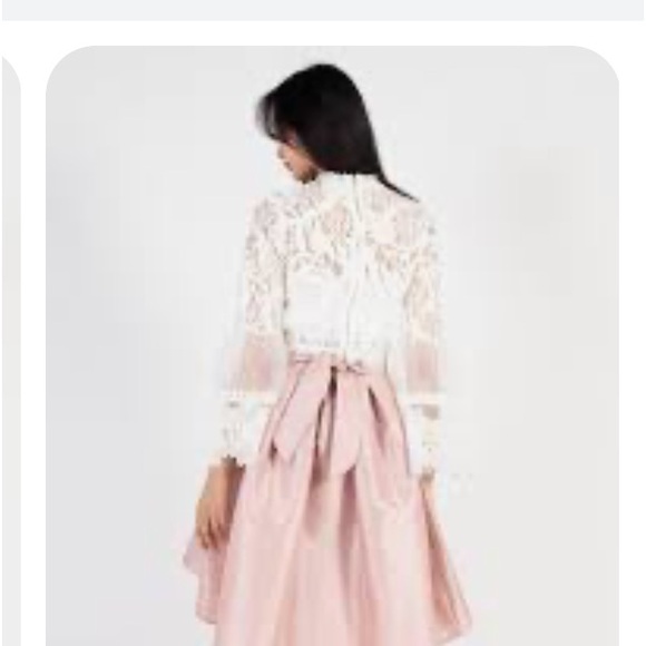 Chelsea lace bell sleeve blouse XS brand new - white with zipper back from Honey - Picture 4 of 5